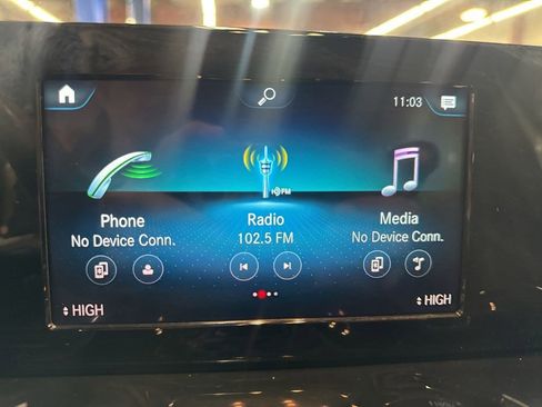 Used 2020 Mercedes-Benz GLB 250 GLB 250 image 19