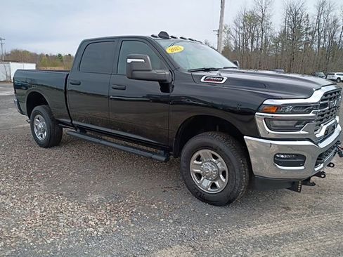 Used 2025 RAM 2500 Tradesman AWD/4WD image 4