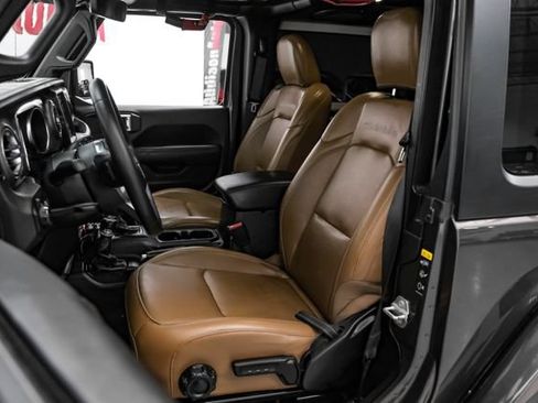 Used 2021 Jeep Wrangler Rubicon AWD/4WD image 24
