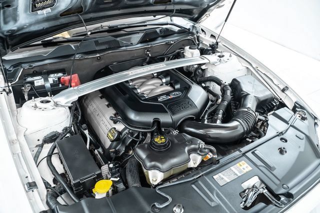 Used 2013 Ford Mustang GT Premium RWD image 30