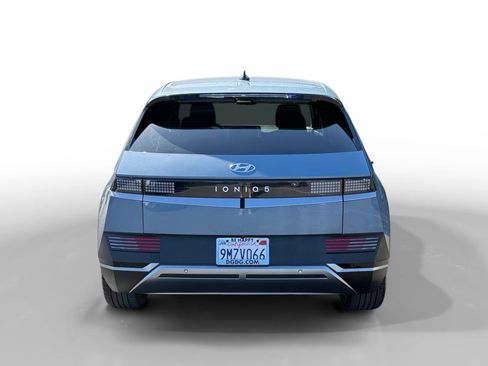 Certified 2024 Hyundai Ioniq 5 SEL RWD image 4
