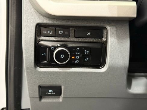 Used 2024 Ford F350 XLT w/ XLT Premium Package image 33