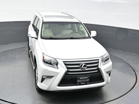 Used 2016 Lexus GX 460 w/ Premium Package AWD/4WD image 35