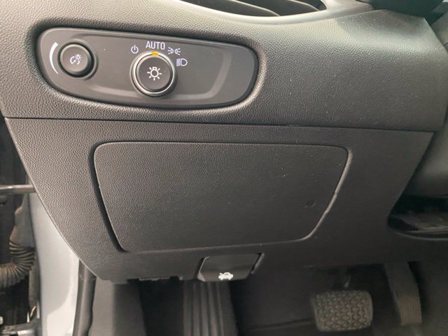 Used 2024 Chevrolet Malibu LT FWD image 14