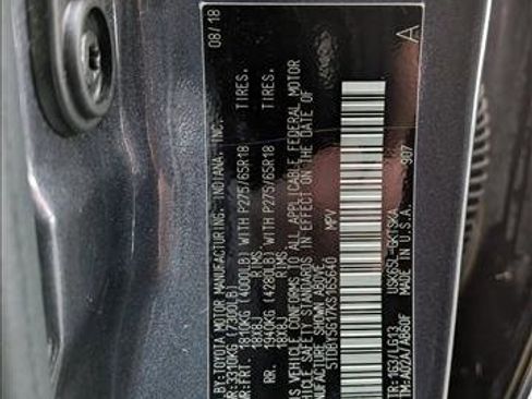 Used 2019 Toyota Sequoia SR5 w/ Premium Package image 15