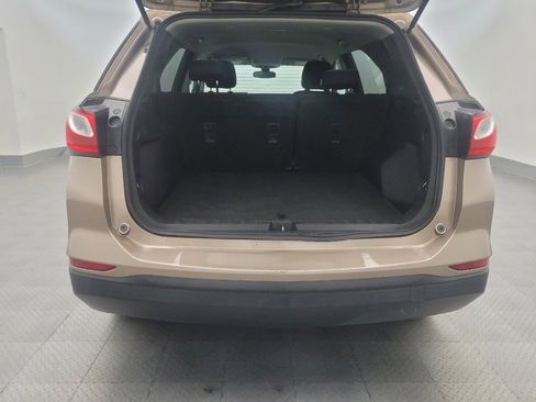 Used 2019 Chevrolet Equinox LS w/ LS Convenience Package image 29