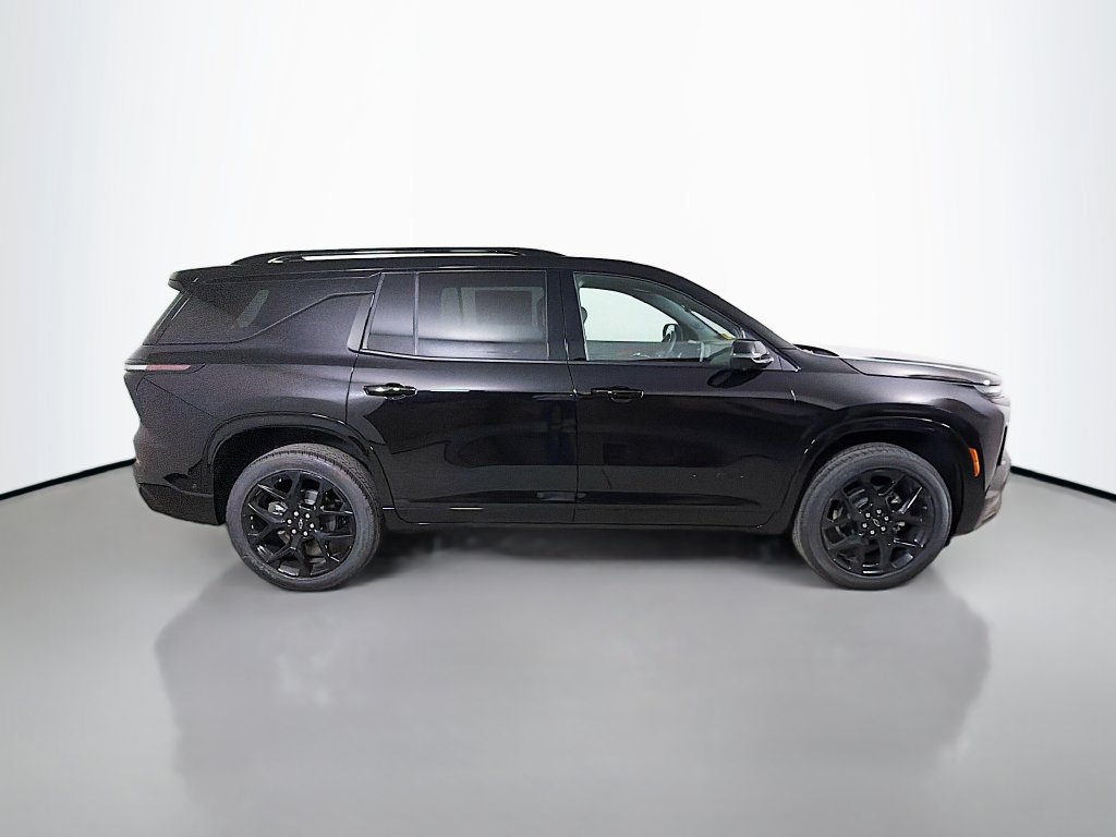 New 2026 Chevrolet Traverse RS w/ LPO, Floor Liner Package AWD/4WD image 5