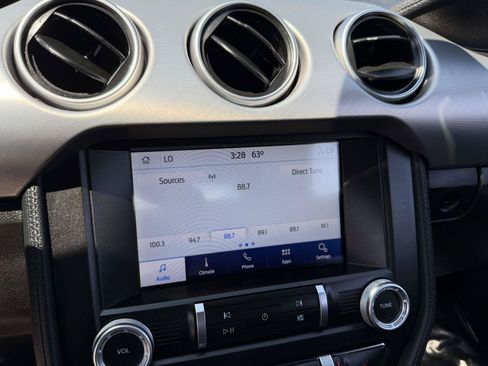 Used 2020 Ford Mustang Premium RWD image 8