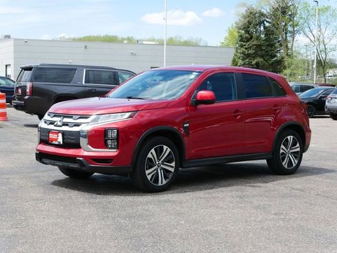 Used 2021 Mitsubishi Outlander Sport ES AWD/4WD image 2
