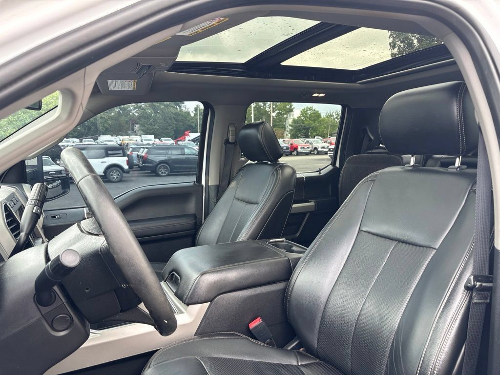 Used 2020 Ford F350 Lariat w/ Lariat Ultimate Package AWD/4WD image 6