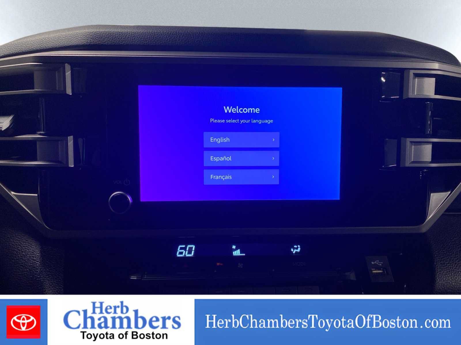 Used 2025 Toyota Tundra SR5 AWD/4WD image 27
