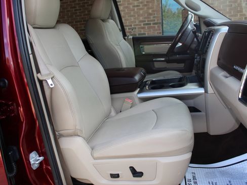 Used 2016 RAM 3500 Laramie image 22