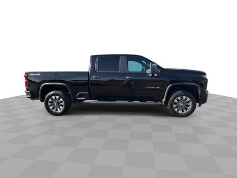 Certified 2022 Chevrolet Silverado 2500 Custom w/ Custom Convenience Package AWD/4WD image 5
