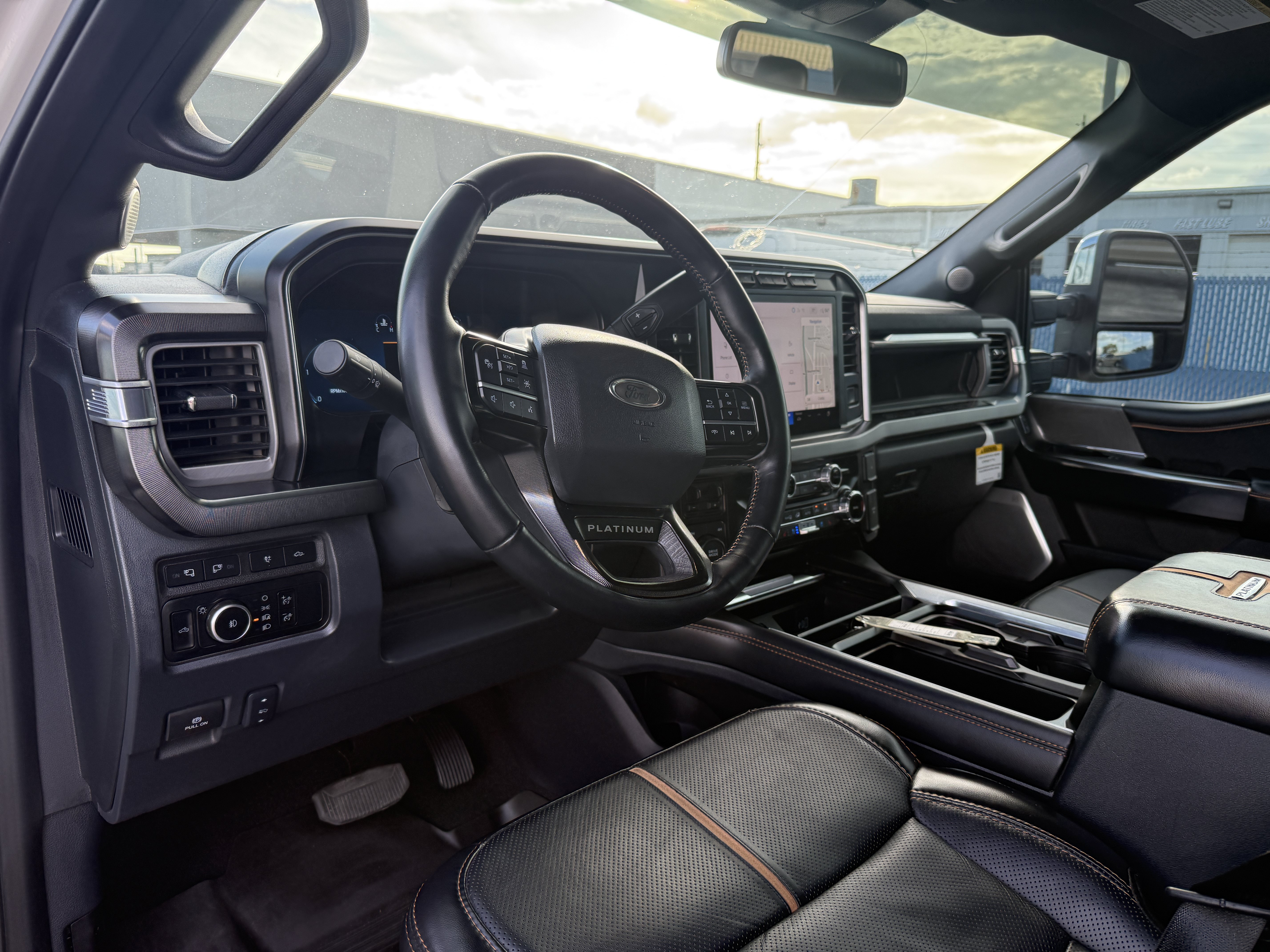 Used 2024 Ford F250 Platinum AWD/4WD image 14