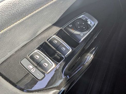 Used 2025 Kia K5 GT FWD image 22