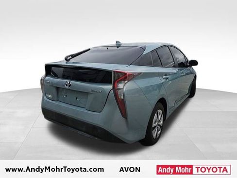 Used 2016 Toyota Prius Four image 6