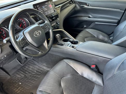 Used 2023 Toyota Camry XSE image 10