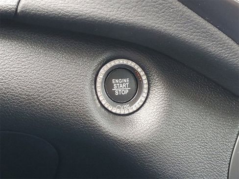 Used 2020 Jeep Cherokee Latitude Lux w/ Quick Order Package 26H Lux image 29