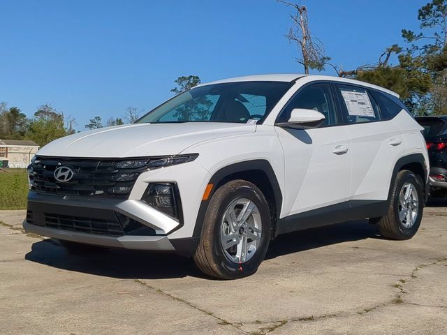 New 2025 Hyundai Tucson SE FWD image 2