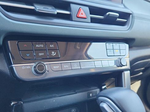 Used 2024 Kia Seltos SX w/ SX Sunroof Package image 28