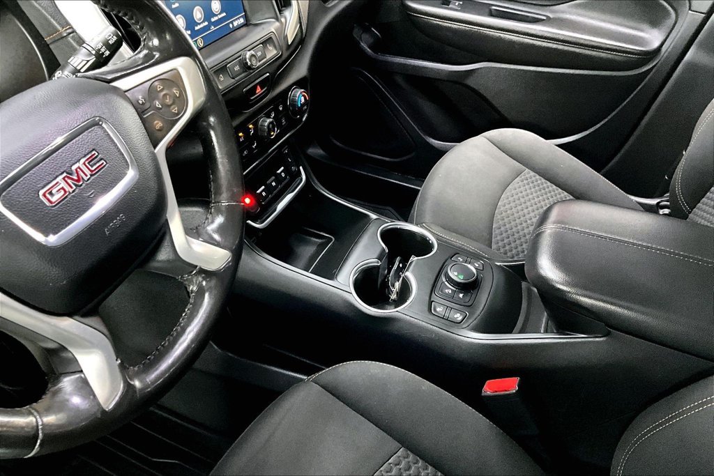 Used 2020 GMC Terrain SLE w/ Driver Convenience Package FWD image 17