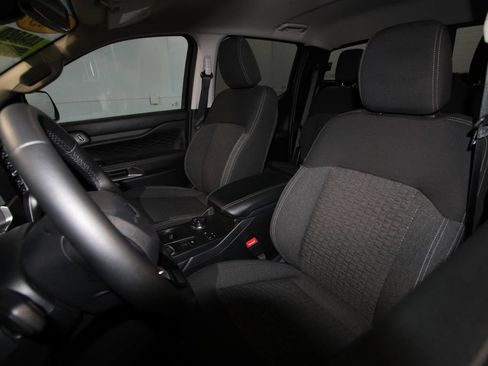 Used 2025 Ford Ranger XLT w/ Equipment Group 301A High AWD/4WD image 4