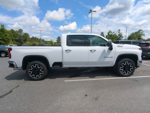 New 2025 Chevrolet Silverado 2500 LTZ w/ LTZ Convenience Package image 4
