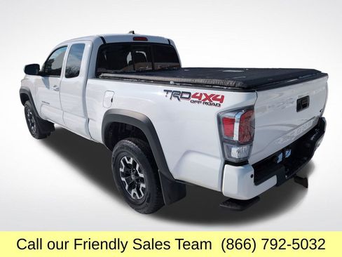 Used 2021 Toyota Tacoma TRD Off-Road w/ Technology Package image 3