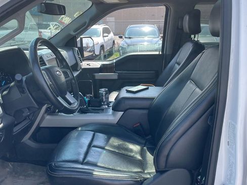 Used 2019 Ford F150 Lariat image 3