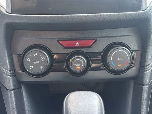 Used 2019 Subaru Impreza 2.0i Premium image 6