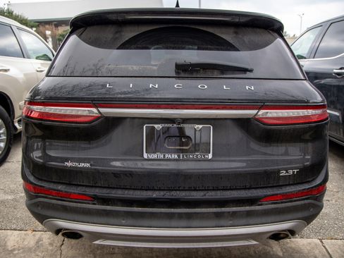 Used 2020 Lincoln Corsair Reserve w/ Equipment Group 201A image 8