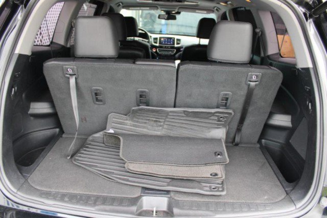 Used 2017 Honda Pilot Elite image 9