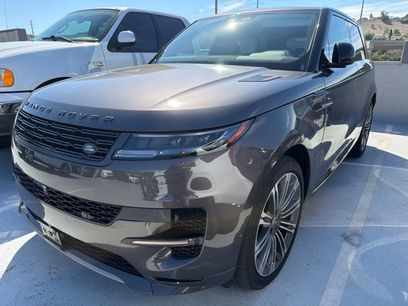 Used 2025 Land Rover Range Rover SE