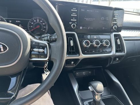 Certified 2021 Kia Sorento LX image 36