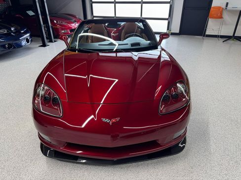 Used 2006 Chevrolet Corvette Convertible w/ Preferred Equipment Group RWD image 22