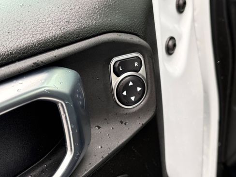 Used 2023 Jeep Wrangler Unlimited w/ Cold Weather Group AWD/4WD image 16