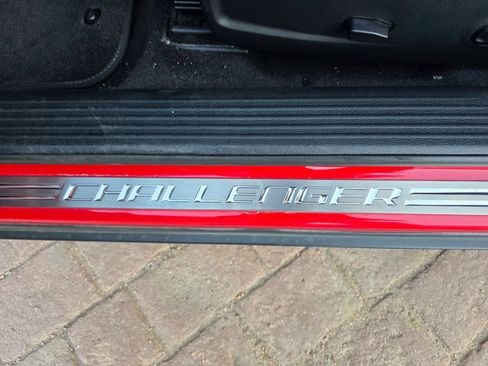 Used 2018 Dodge Challenger SRT w/ Technology Group RWD image 15