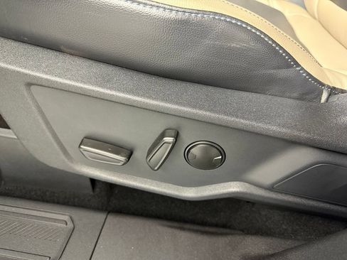 Used 2024 Ford Bronco Wildtrak AWD/4WD image 24
