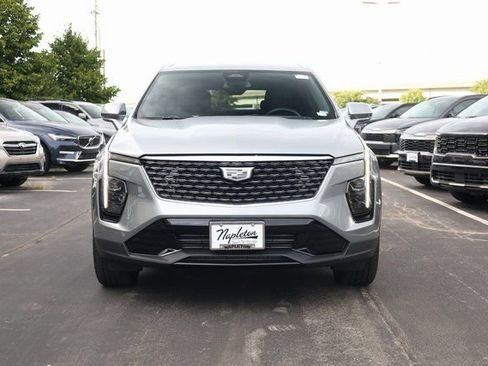 Used 2024 Cadillac XT4 Premium Luxury w/ Cold Weather Package image 3