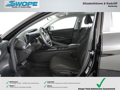 Certified 2024 Hyundai Elantra SEL w/ Convenience Package image 12