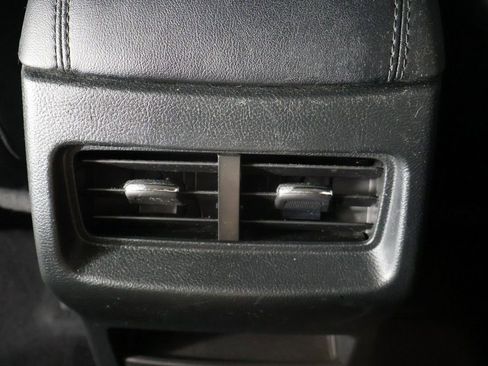 Used 2022 Ford Edge SE AWD/4WD image 45