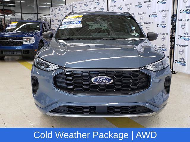Certified 2024 Ford Escape ST-Line w/ Tech Pack #1 AWD/4WD image 2