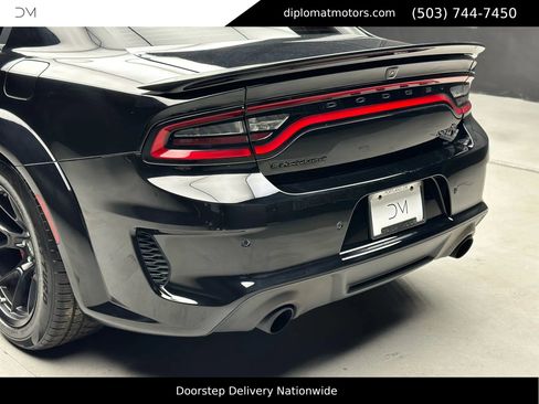Used 2022 Dodge Charger SRT Hellcat image 16