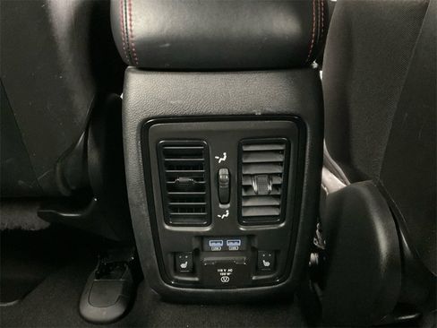 Used 2023 Dodge Durango GT image 23