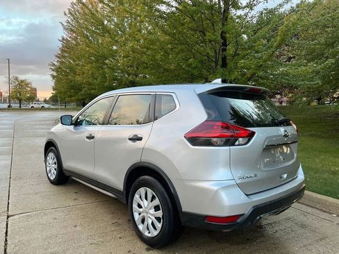 Used 2020 Nissan Rogue S image 4