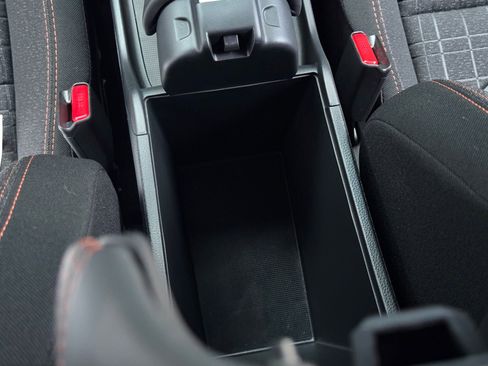 Used 2025 Honda HR-V Sport image 28