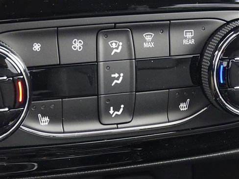 Used 2023 Buick Encore GX Select w/ Sport Touring Package image 13