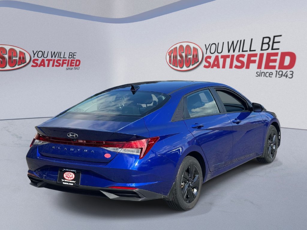Used 2023 Hyundai Elantra SEL FWD image 6