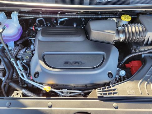 New 2026 Chrysler Pacifica Limited w/ S Appearance Package image 23