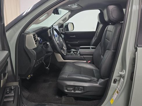 Used 2022 Toyota Tundra SR5 image 7